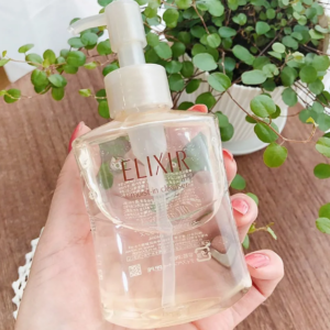 Elixir Superieur Moist-In Cleanser 140ml